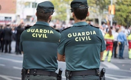 La Guardia Civil han detenido a los presuntos atracadores (GUARDIA CIVIL)