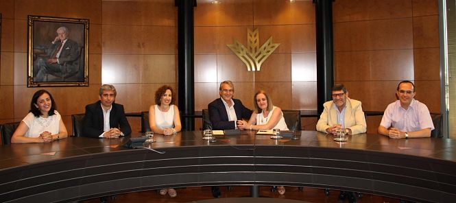 Reunión entre Caja Rural y Faecta (CAJA RURAL DE GRANADA) 