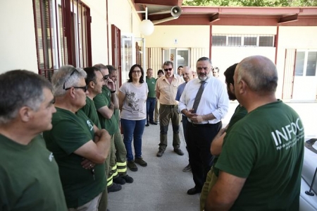 Pablo García con miembros del Infoca (JUNTA) Pablo García con miembros del Infoca (JUNTA)