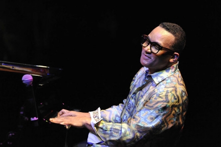 Momento de la actuación de Gonzalo Rubalcaba (JAZZ EN LA COSTA)