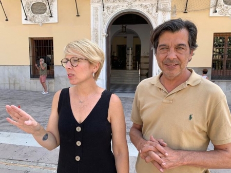 Miembros de IU-Equo Motril han atendido a los medios (IU-EQUO)