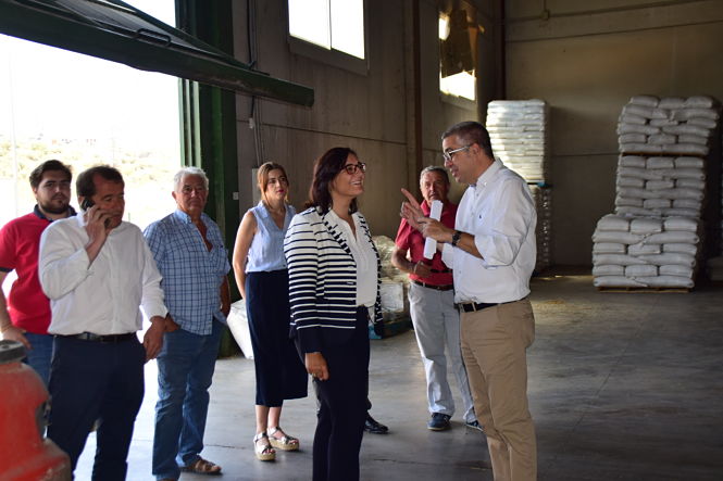 Maria José Martín durante su visita a Alhama de Granada (JUNTA)