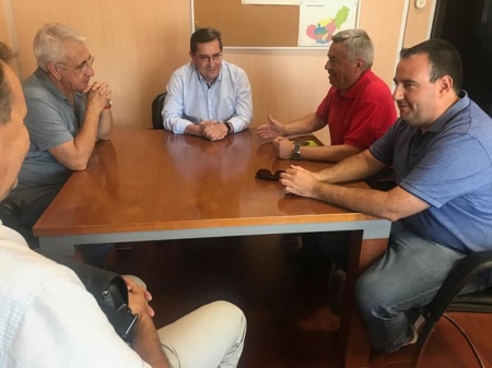 Reunión de José Entrena con los sindicatos (PSOE)