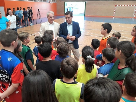 Luis Salvador ha visitado el Campus deportivo (AYTO. GRANADA) Luis Salvador ha visitado el Campus deportivo (AYTO. GRANADA)