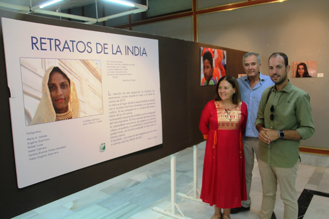 Inauguración de la exposición (AYTO. ALMUÑÉCAR) 