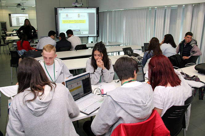 Jóvenes emprendedores (J.GROSSO / DIPGRA)