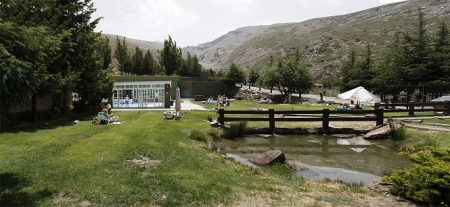 Piscina de Sierra Nevada (CETURSA) Piscina de Sierra Nevada (CETURSA)