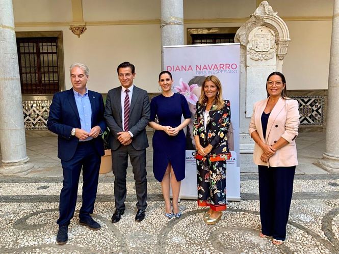 Presentación del Concierto de Diana Navarro en el Auditorio Falla (AYTO. GRANADA)