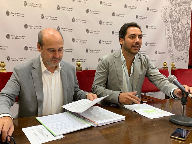 José María Corpas y Eduardo Castillo en rueda de prensa (PSOE)