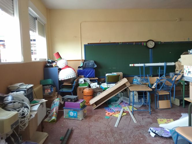 Estado de una de las aulas del CEIP San Francisco de Cájar (CCOO) 
