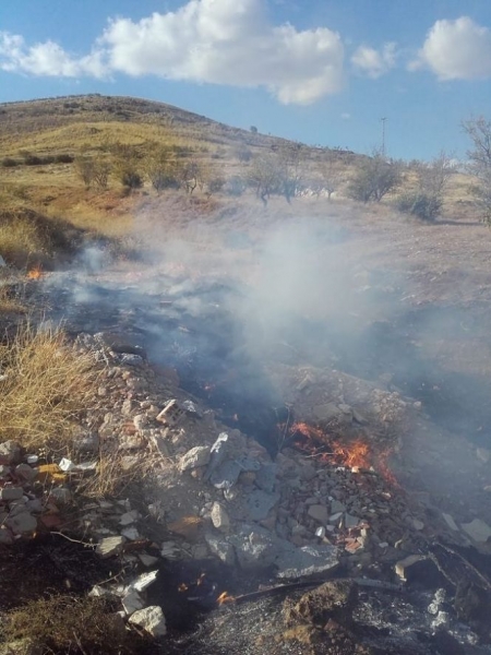 Incendio en la planta de residuos vegetales de Motril (PLAN INFOCA) 