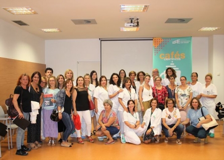 Reunión del personal de enfermería para la implantación buenas prácticas (HUSC) Reunión del personal de enfermería para la implantación buenas prácticas (HUSC)