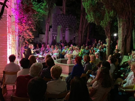 Recital de Carmelo Muros en `poesía en el Jardín` (JUNTA)
