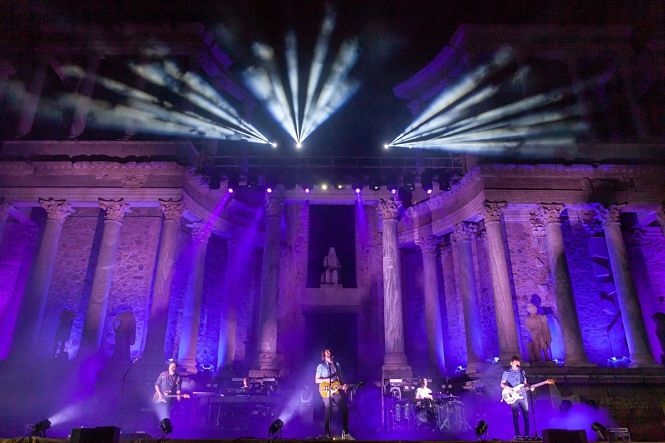 Momento de un concierto de Izal (STONE%MUSIC