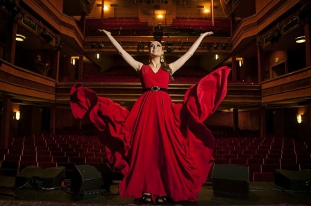 Maria Villalón actuará en Granada (16 ESCALONES)