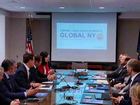 Reunión en el Ayuntamiento de Nueva York (CÁMARA GRANADA) Reunión en el Ayuntamiento de Nueva York (CÁMARA GRANADA)