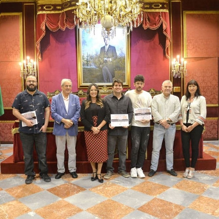 Entrega de premios del Certamen de pintura Joven (JAVIER ALGARRA)