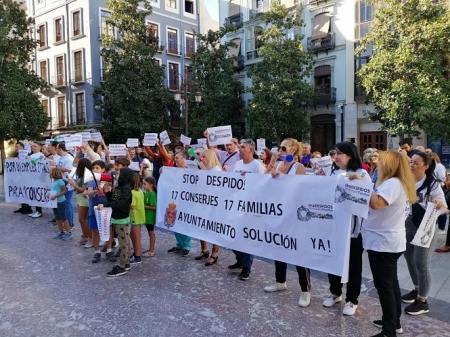 Concentración de los conserjes escolares (CGT) Concentración de los conserjes escolares (CGT)