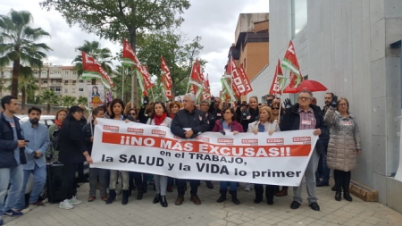 Concentración de CCOO contra la siniestralidad laboral (CCOO) Concentración de CCOO contra la siniestralidad laboral (CCOO)