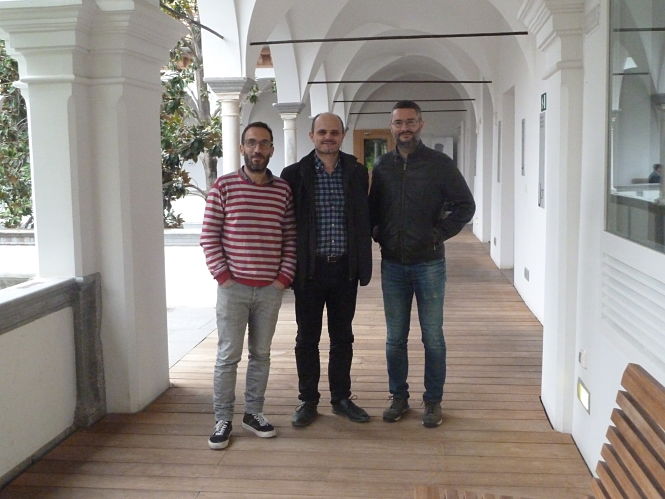 Autores de la publicación, de izquierda a derecha: Rubén Mora, Francisco J. Abarca y Sergio Campos (UGR)