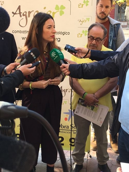 Ana Terrón en rueda de prensa (MÁS PAÍS)