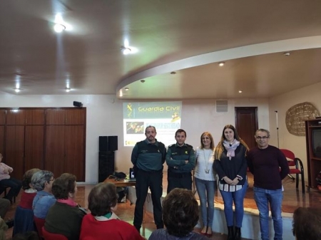 Charla celebrada en Montefrio (AYTO. MONTEFRIO)