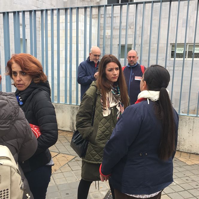 Ana Terrón en la concentración para apoyar la dependencia (MÁS PAÍS) 