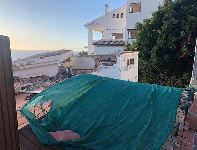 Urbanización Cármenes del Mar (COMUNIDAD CÁRMENES DEL MAR) 