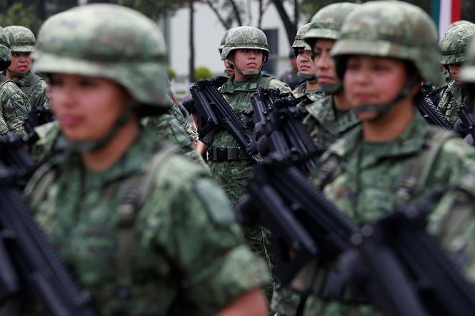 Militares