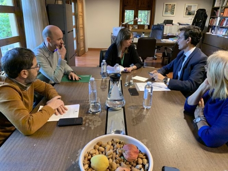 Rocio Díaz se ha reunido con miembros del PSOE (PSOE) Rocio Díaz se ha reunido con miembros del PSOE (PSOE)