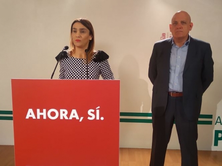 Olga Manzano en rueda de prensa (PSOE) 
