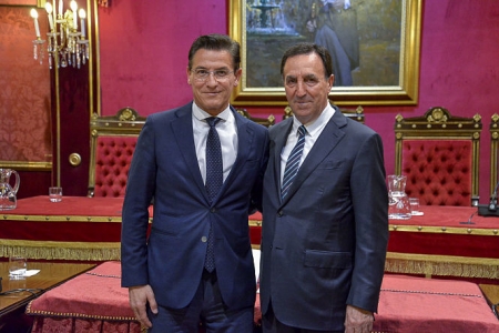 Javier de Teresa junto al alcalde de Granada, Luis Salvador (JAVIER ALGARRA) Javier de Teresa junto al alcalde de Granada, Luis Salvador (JAVIER ALGARRA)