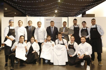 Diez estudiantes de hostelería se formarán en El Celler de Can Roca con una beca de BBVA (BBVA) Diez estudiantes de hostelería se formarán en El Celler de Can Roca con una beca de BBVA (BBVA)