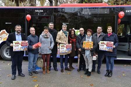 Presentación del `Magic Bus` (JAVIER ALGARRA) Presentación del `Magic Bus` (JAVIER ALGARRA)