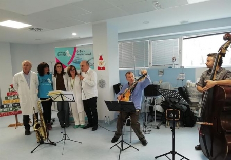 Imagen del concierto de jazz en el Hospital Universitario Virgen de las Nieves (JUNTA DE ANDALUCÍA) Imagen del concierto de jazz en el Hospital Universitario Virgen de las Nieves (JUNTA DE ANDALUCÍA)