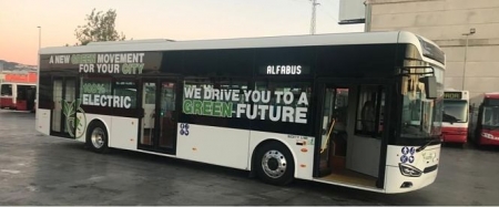 Imagen del autobús eléctrico que estará en purebas en Granada (TRANSPORTES ROBER) Imagen del autobús eléctrico que estará en purebas en Granada (TRANSPORTES ROBER)