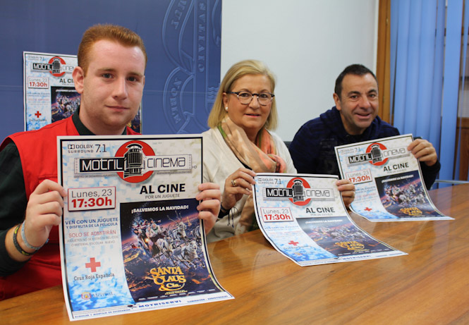 Presentación de `Al cine por un juguete` (AYTO. MOTRIL) 