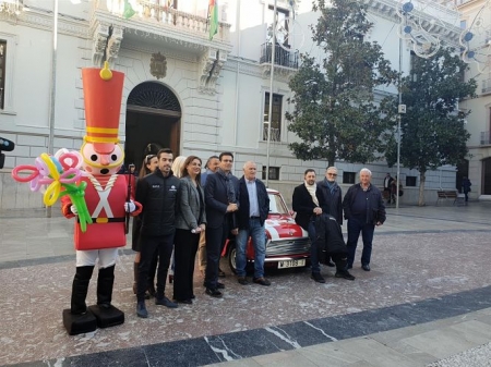 PSOE de Granada posa en el Ayuntamiento (PSOE) 