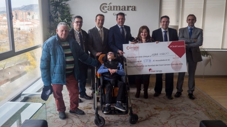 Entrega del donativo a la Asociación (CÁMARA GRANADA) Entrega del donativo a la Asociación (CÁMARA GRANADA)