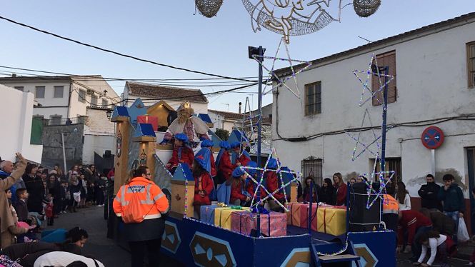 Cabalgata de Reyes en Huétor Tájar (AYTO. HUÉTOR TÁJAR) 