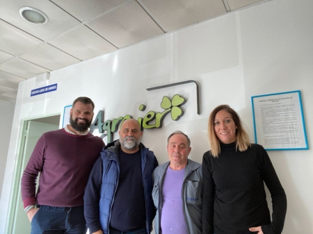 Chus Fernández se ha reunido con miembros de Agrajer (IU) 