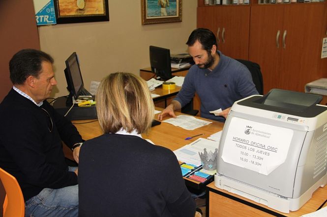 Imagen de la Oficina Municipal de Información al Consumidor (OMIC) de Almuñécar (AYUNTAMIENTO ALMUÑÉCAR)