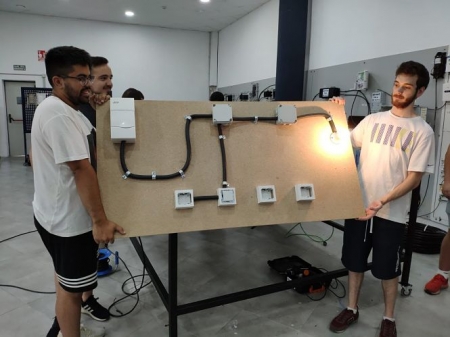 Curso de instalador de alarmas (CÁMARA GRANADA) Curso de instalador de alarmas (CÁMARA GRANADA)