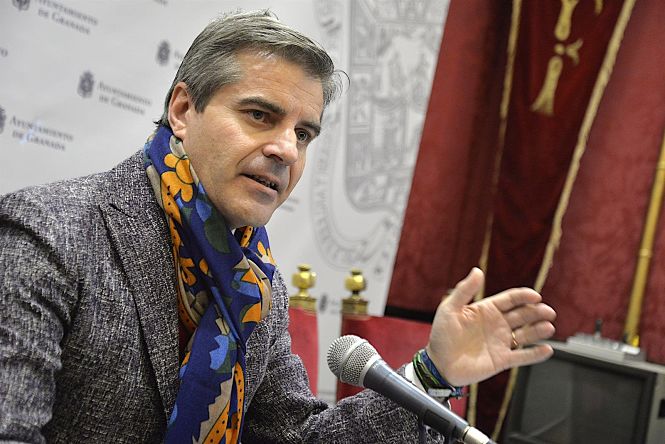 El concejal César Díaz en una rueda de prensa (AYUNTAMIENTO) 