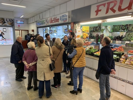 Miembros del PSOE se han reunido con comerciantes de Merca 80 (PSOE) Miembros del PSOE se han reunido con comerciantes de Merca 80 (PSOE)