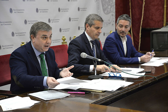 Francisco Fuentes ha explicado el Plan de Contratación (JAVIER ALGARRA)
