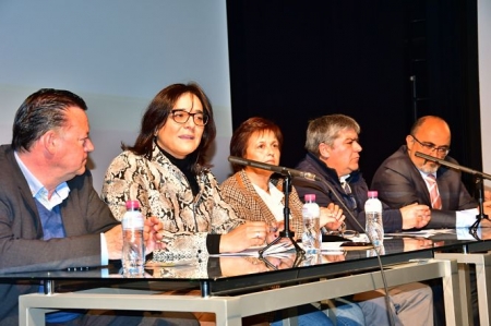 Mesa inaugural de las jornadas de divulgación sobre Biomasa (JUNTA) Mesa inaugural de las jornadas de divulgación sobre Biomasa (JUNTA)
