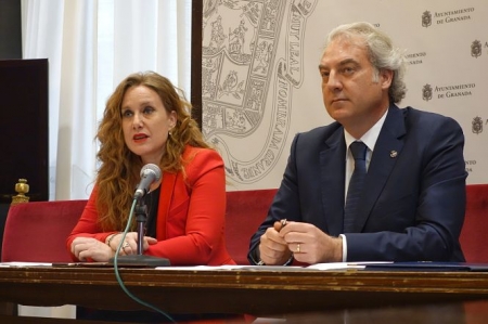 José Antonio Huertas y Ruth Martos en rueda de prensa (JAVIER ALGARRA) José Antonio Huertas y Ruth Martos en rueda de prensa (JAVIER ALGARRA)