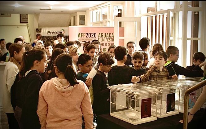 Escolares en el Teatro Calderón (AFF) 