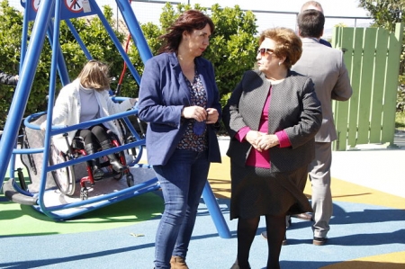 Inauguración del parque de columpios inclusivos (DIPUTACIÓN)
